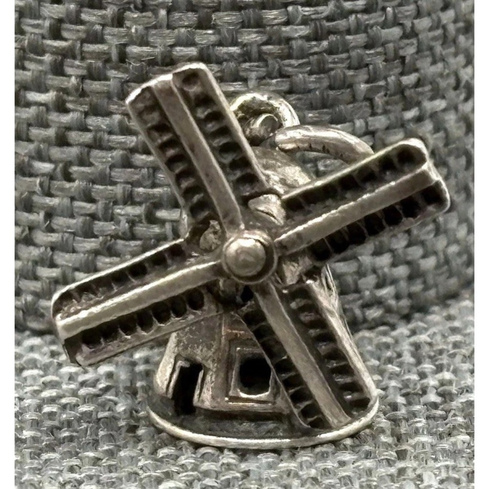 Vintage Beau Sterling Silver 925 Windmill Moveable Articulated Charm Or Pendant